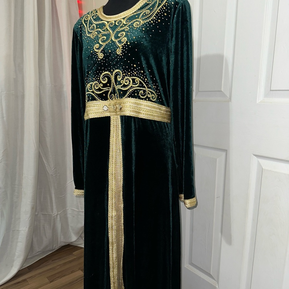 Arabic robe